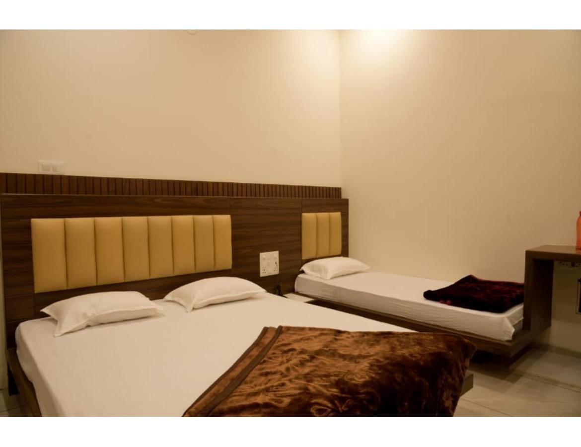 Hotel Govindam, Ujjain Exterior photo
